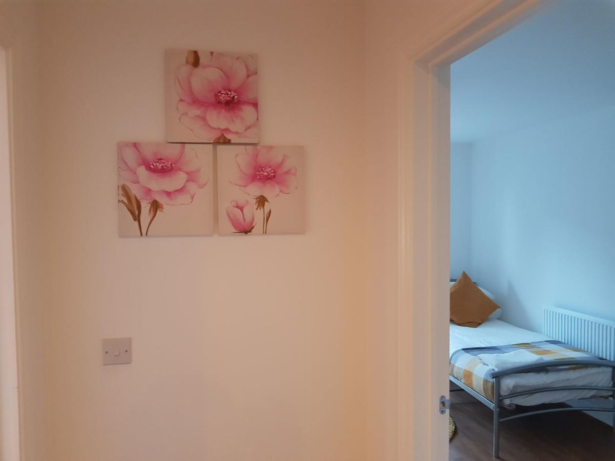 Vetrelax Chelmsford Apartment ภายนอก รูปภาพ